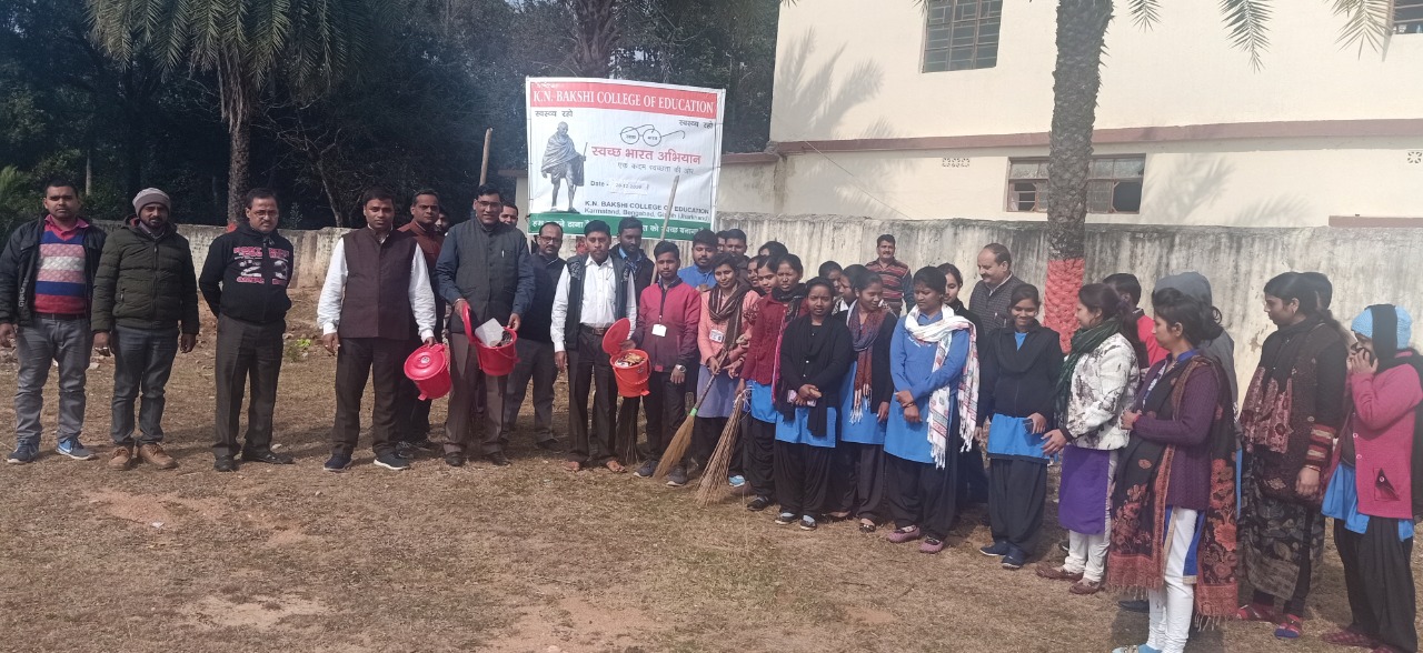 Cleanliness-Campaign-on-occasion-of-International-Human-Solidarity-Day-26